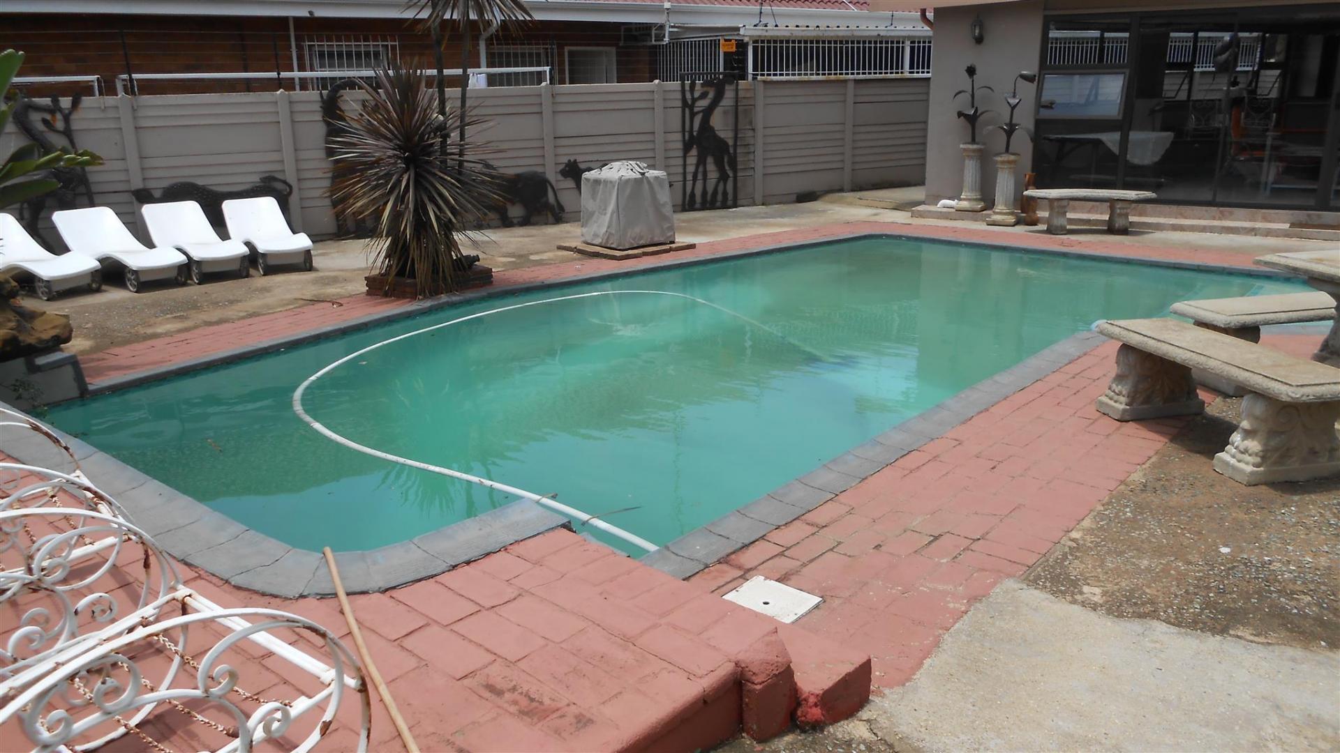 Entertainment - 65 square meters of property in Petersfield