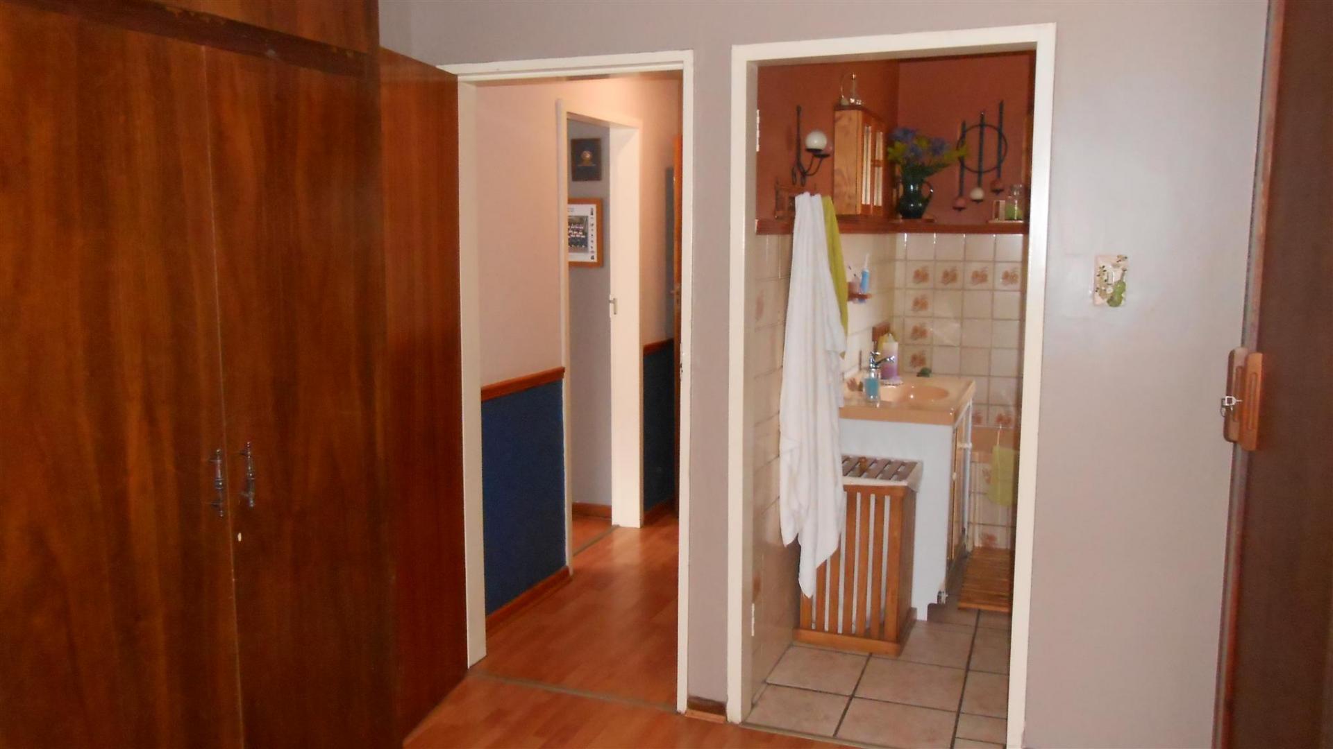 Main Bedroom - 40 square meters of property in Petersfield