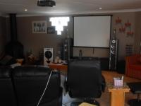 TV Room - 32 square meters of property in Petersfield