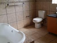 Bathroom 1 of property in Reyno Ridge