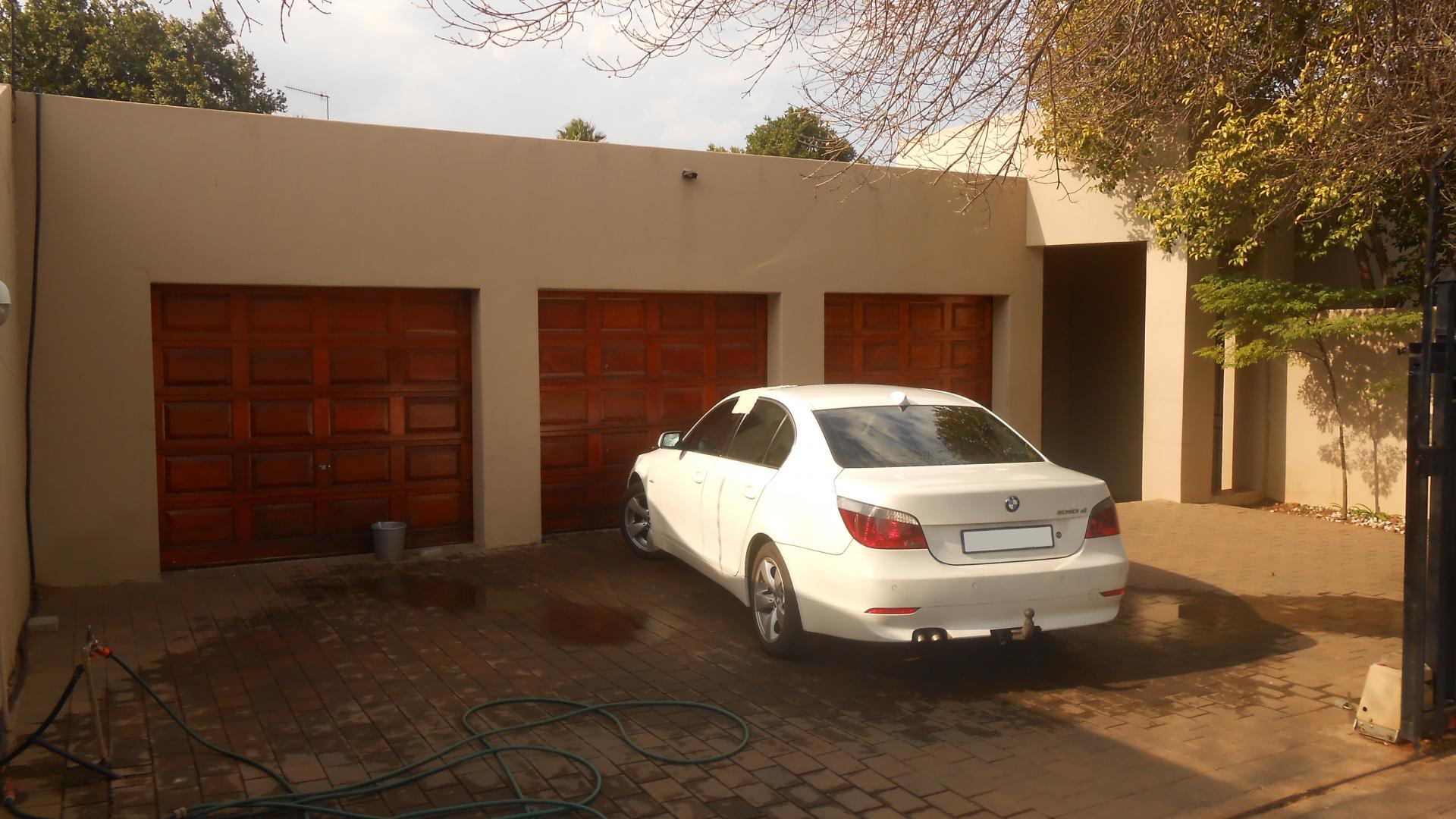 Front View of property in Garsfontein