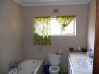 Bathroom 1 - 13 square meters of property in Widenham