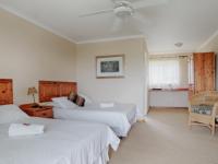 Bed Room 1 - 28 square meters of property in Krugersdorp