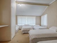 Bed Room 5+ - 911 square meters of property in Krugersdorp