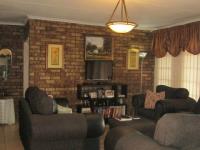 Lounges - 30 square meters of property in Vaal Oewer