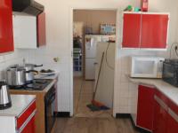 Kitchen - 30 square meters of property in Strubenvale