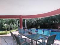 Patio - 36 square meters of property in Woodhill Golf Estate