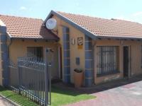 3 Bedroom 1 Bathroom Cluster for Sale for sale in Birchleigh North