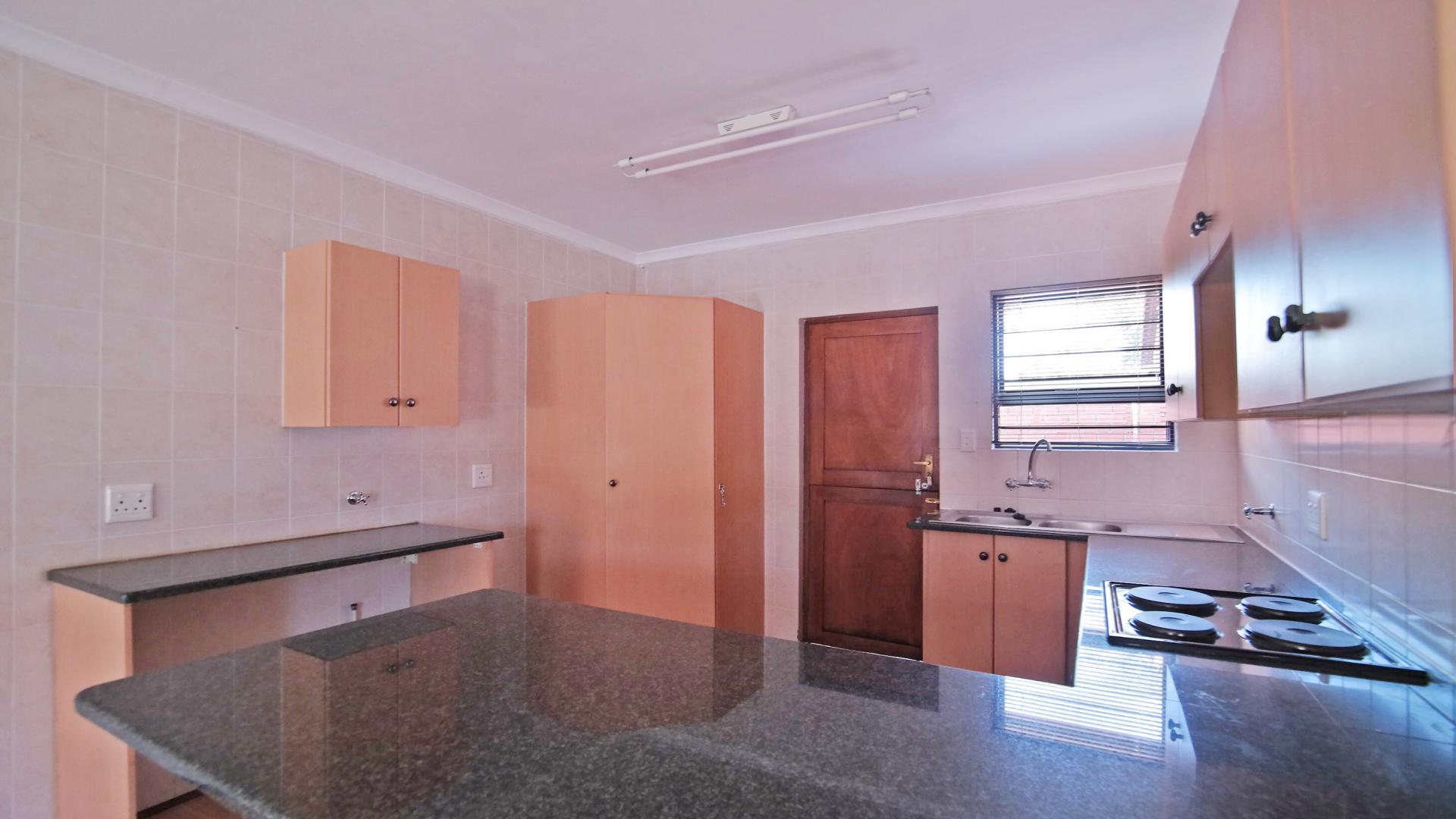 Kitchen - 15 square meters of property in Silver Lakes Golf Estate
