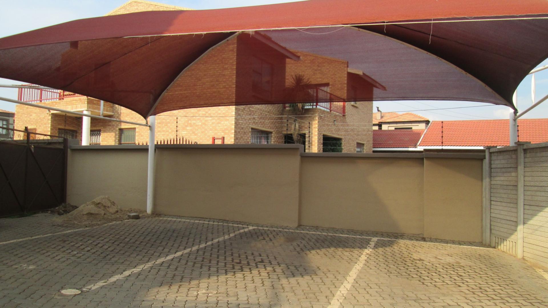 Spaces - 15 square meters of property in Vanderbijlpark