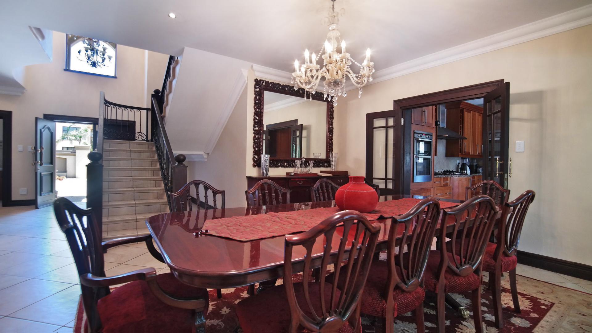 Dining Room - 28 square meters of property in The Wilds Estate