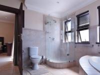 Bathroom 3+ - 12 square meters of property in The Wilds Estate