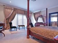 Main Bedroom - 42 square meters of property in The Wilds Estate