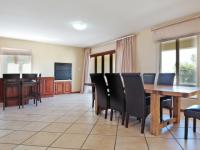 Dining Room - 23 square meters of property in Woodhill Golf Estate