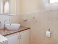 Guest Toilet - 3 square meters of property in Woodhill Golf Estate