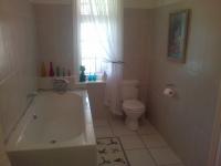 Bathroom 1 - 20 square meters of property in Petrusburg