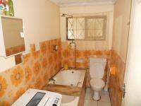 Bathroom 1 - 5 square meters of property in Copesville