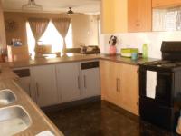 Kitchen - 15 square meters of property in Die Heuwel
