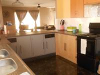 Kitchen - 15 square meters of property in Die Heuwel