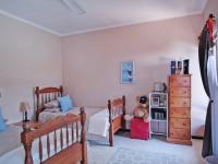 Bed Room 3 - 18 square meters of property in Woodhill Golf Estate