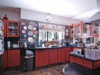 Kitchen - 22 square meters of property in Woodhill Golf Estate