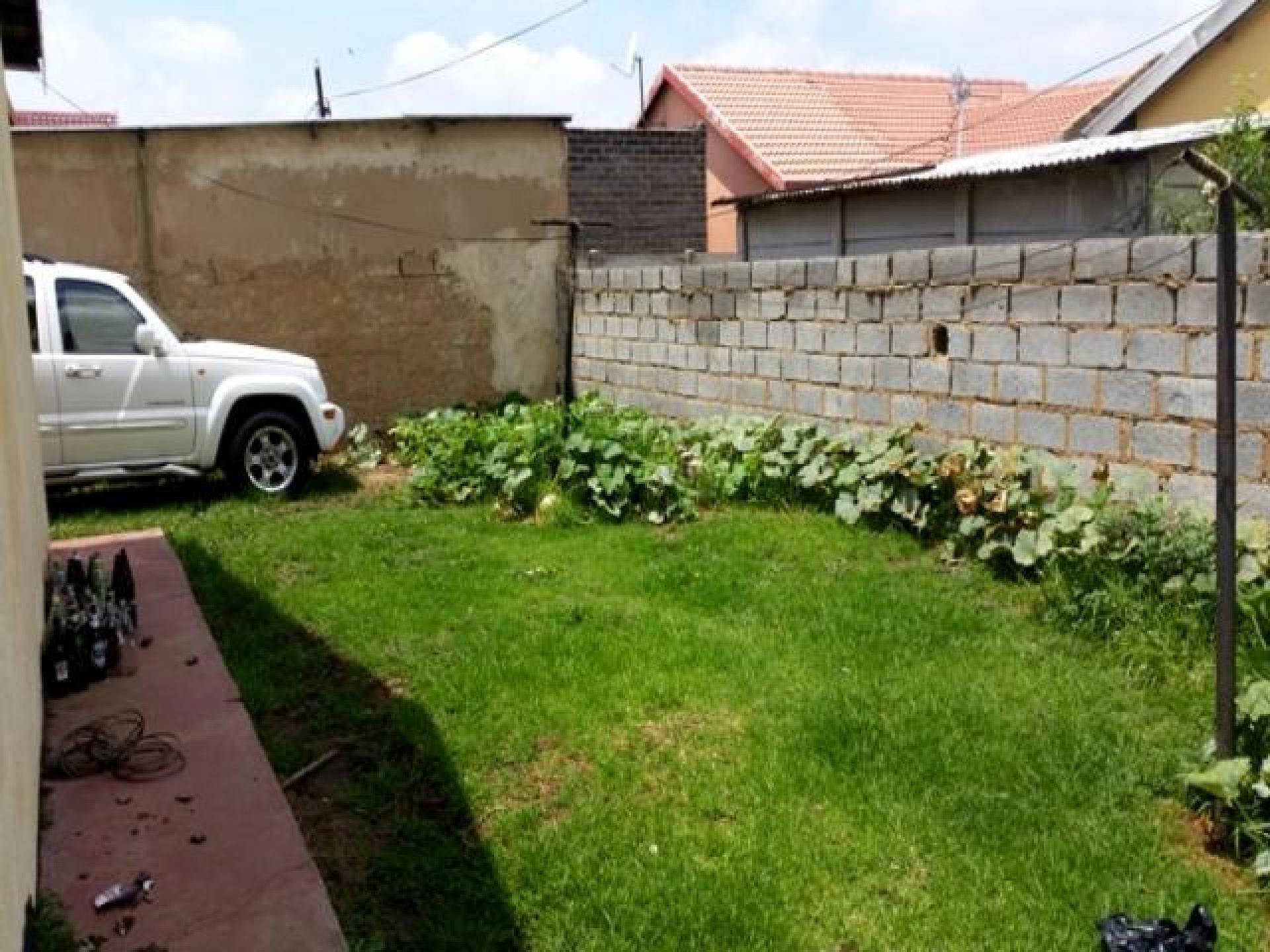 Backyard of property in Kwa-Thema