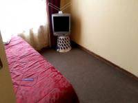 Bed Room 2 of property in Kwa-Thema