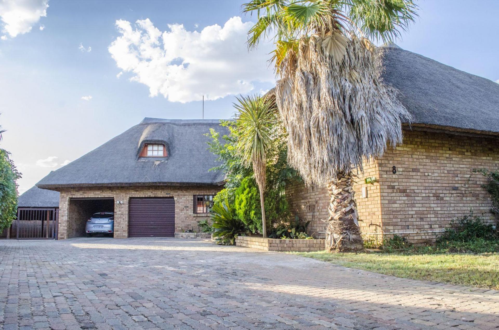 Front View of property in Potchefstroom