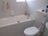 Bathroom 1 - 4 square meters of property in Meyersdal