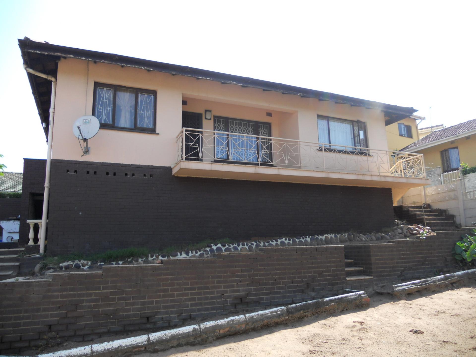 Front View of property in Mobeni Heights