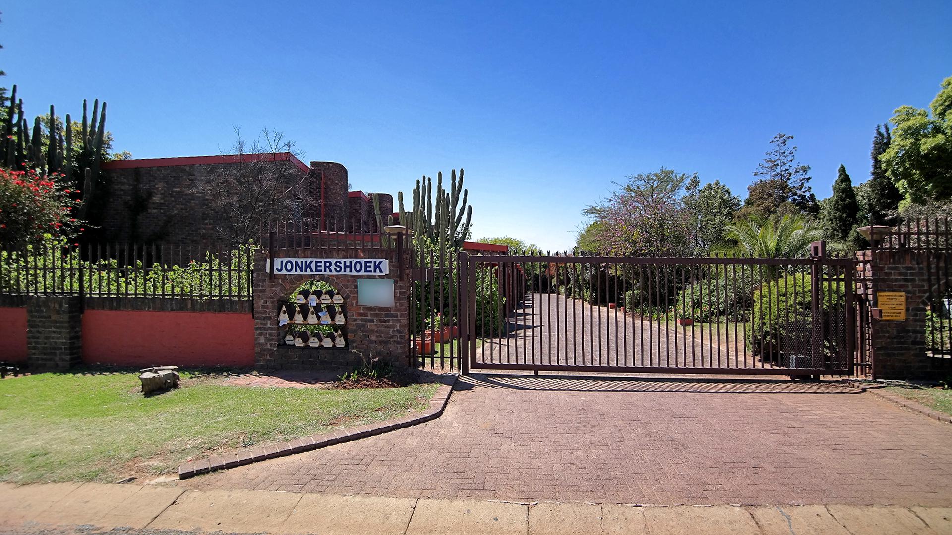 Front View of property in Emalahleni (Witbank) 