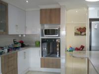 Kitchen - 20 square meters of property in Lenasia South