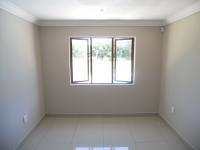 Main Bedroom - 17 square meters of property in Umtentweni