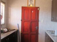 Kitchen - 7 square meters of property in Roodekop