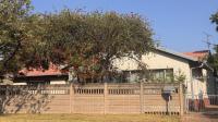 Front View of property in Norkem park