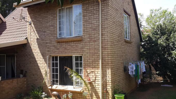 3 Bedroom Cluster to Rent in Van Riebeeckpark - Property to rent - MR138817