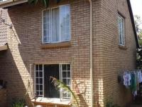 3 Bedroom 1 Bathroom Cluster to Rent for sale in Van Riebeeckpark