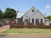 3 Bedroom 2 Bathroom House for Sale for sale in Mid-ennerdale