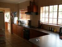 Kitchen - 12 square meters of property in Melodie