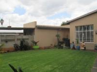 3 Bedroom 2 Bathroom House for sale in Brakpan