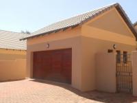 3 Bedroom 2 Bathroom Cluster for Sale for sale in Rietvallei