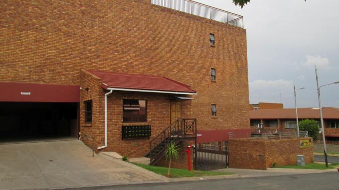 2 Bedroom Apartment for Sale For Sale in Alberton - Home Sell - MR138986
