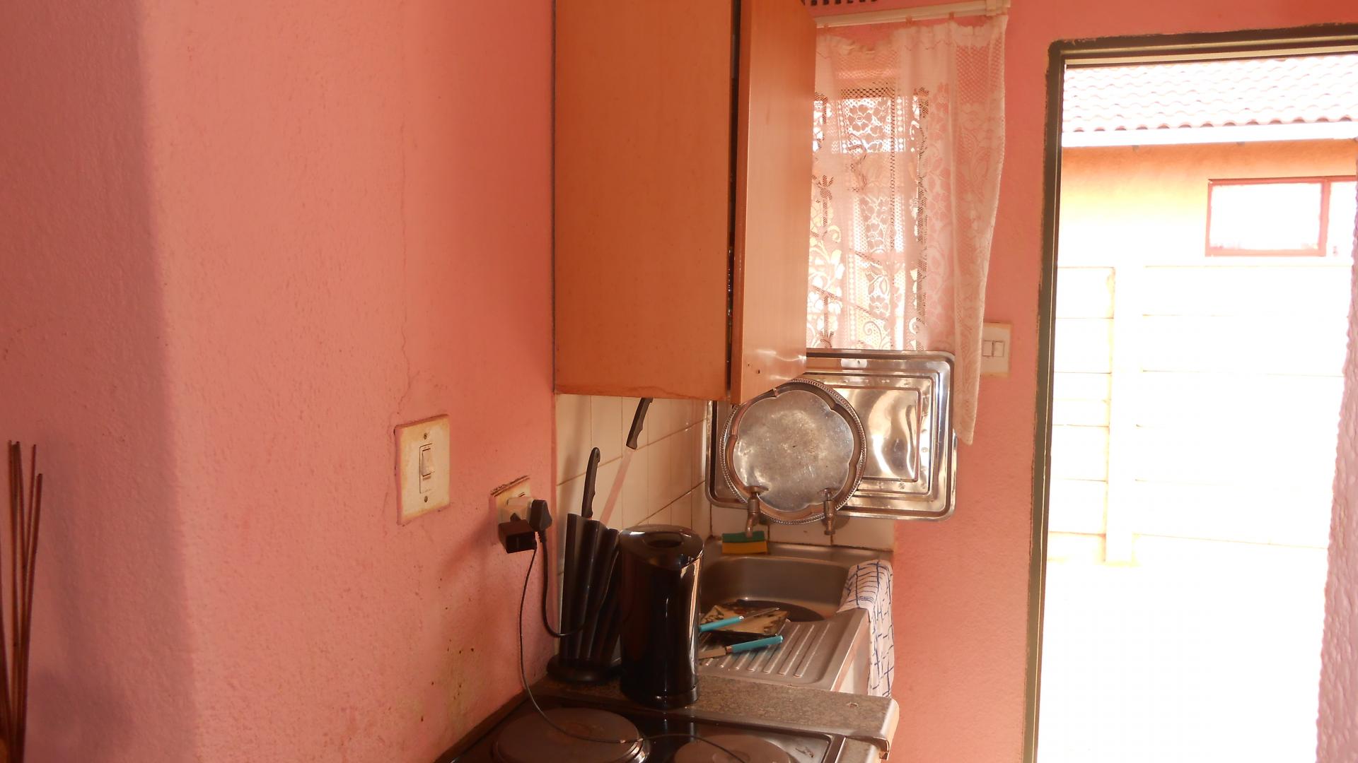Kitchen - 4 square meters of property in 