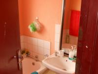 Bathroom 2 - 2 square meters of property in 