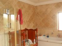 Main Bathroom - 19 square meters of property in Sable Hills