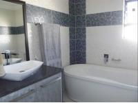 Main Bathroom - 8 square meters of property in Aerorand - MP