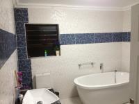 Bathroom 1 - 11 square meters of property in Aerorand - MP