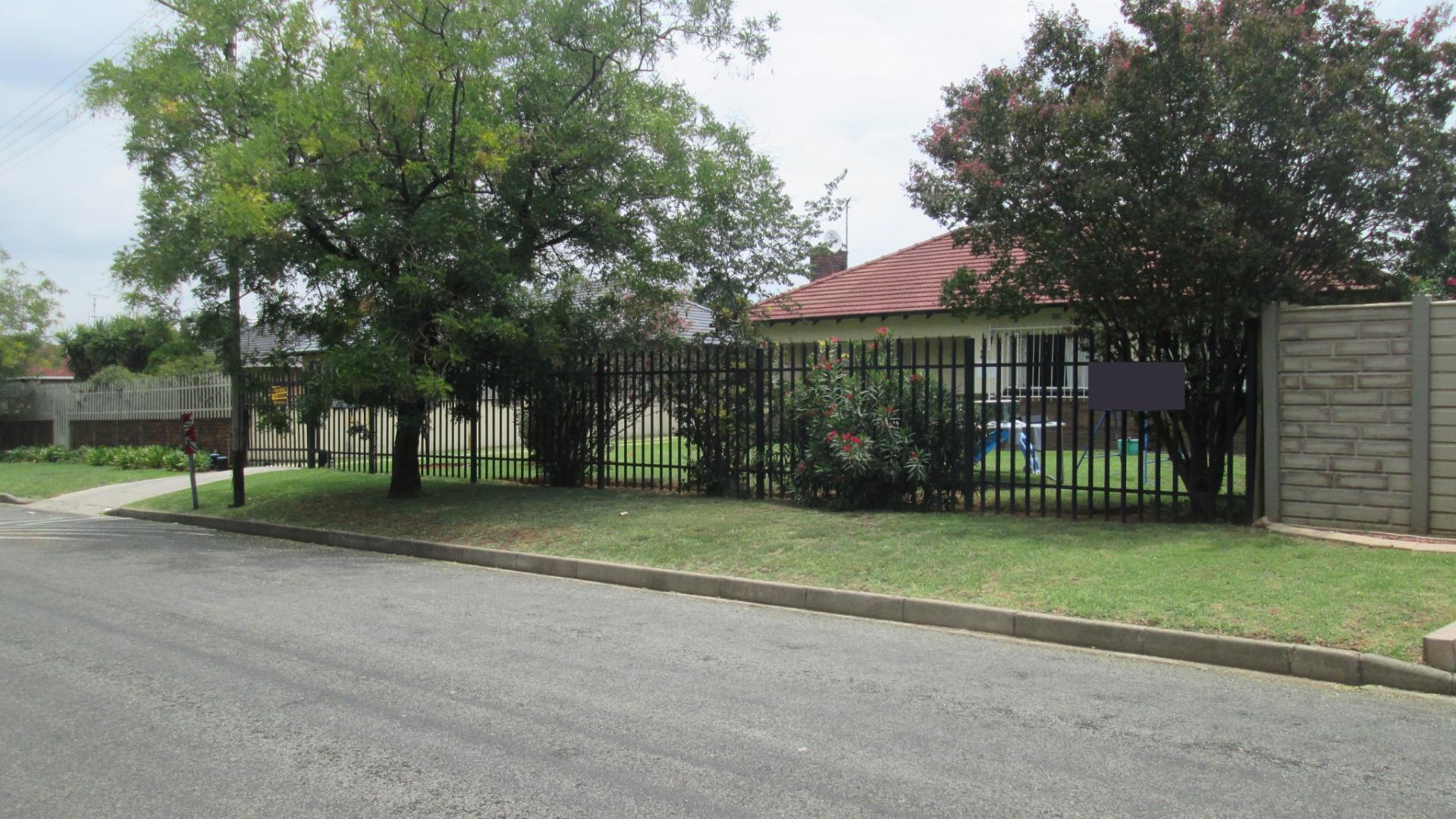 Front View of property in Dinwiddie