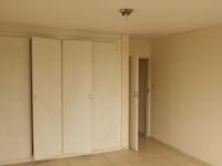 Main Bedroom - 25 square meters of property in Sunnyside