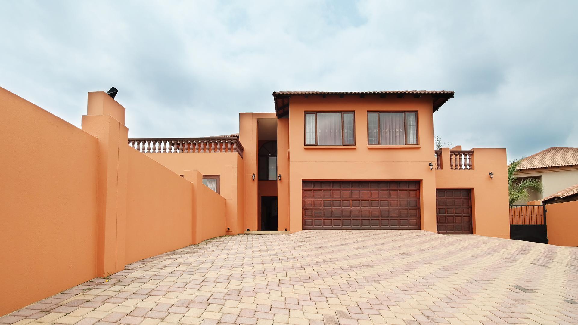 Front View of property in Six Fountains Estate